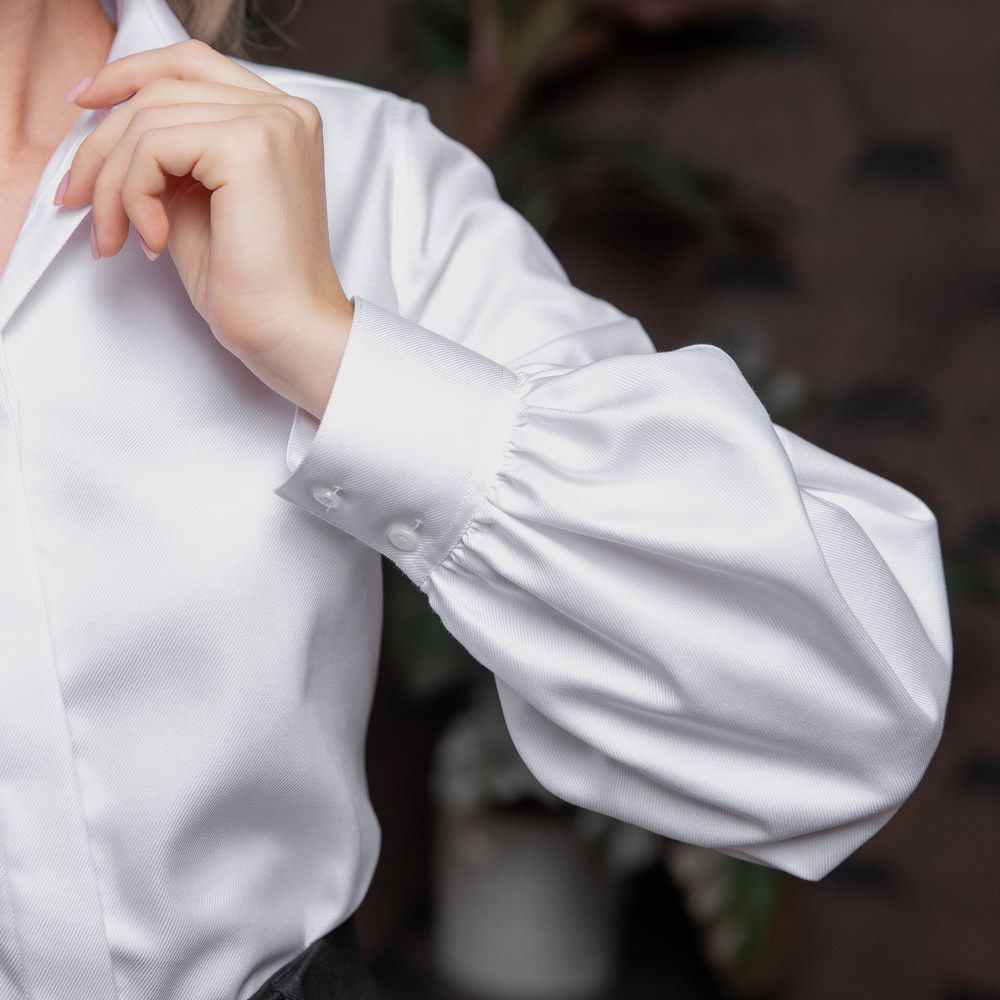 Женская рубашка с объемным рукавом белая - 7905 от byME 