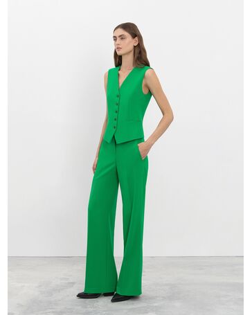 Прямые женские брюки из костюмной ткани зелёные от ByME 